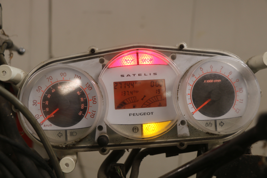 photo de TACHOMETER PEUGEOT SATELIS 125 (2006 - 2009)