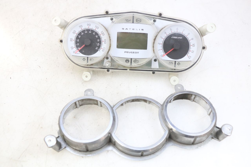 photo de TACHOMETER PEUGEOT SATELIS 125 (2010 - 2012)