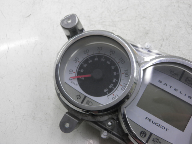 photo de TACHOMETER PEUGEOT SATELIS 125 (2006 - 2009)