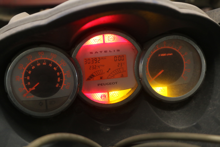 photo de TACHOMETER PEUGEOT SATELIS COMPRESSOR K15 125 (2006 - 2009)