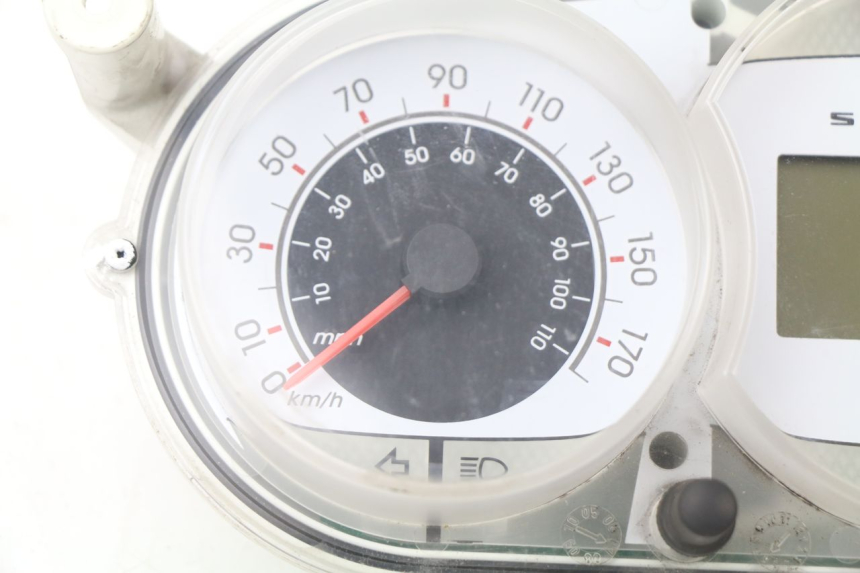 photo de TACHOMETER PEUGEOT SATELIS COMPRESSOR K15 125 (2006 - 2009)