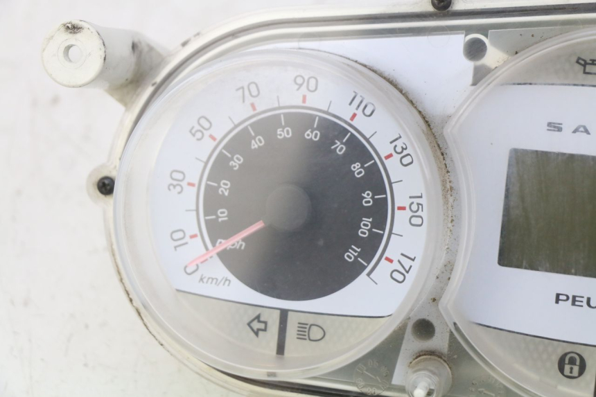 photo de TACHOMETER PEUGEOT SATELIS COMPRESSOR K15 125 (2006 - 2009)