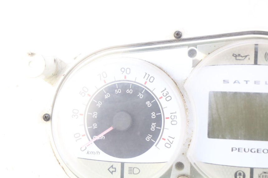 photo de TACHOMETER PEUGEOT SATELIS COMPRESSOR K15 125 (2006 - 2009)