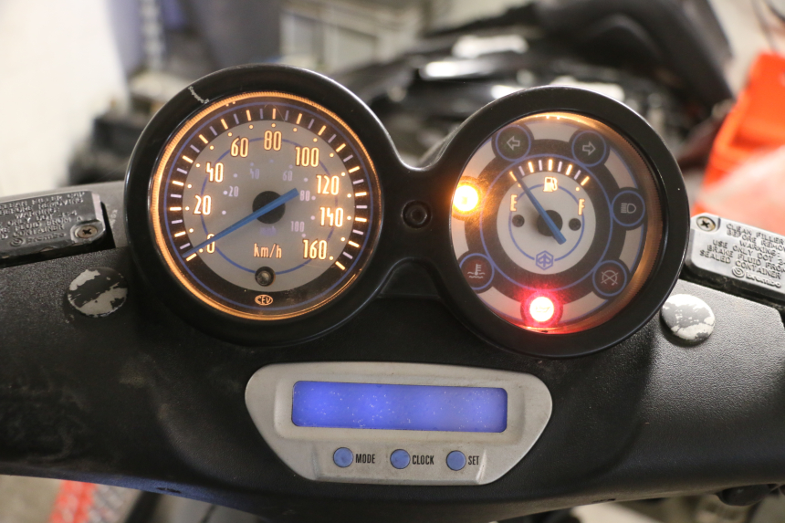 photo de TACHOMETER  PIAGGIO BEVERLY 125 (1998 - 2005)