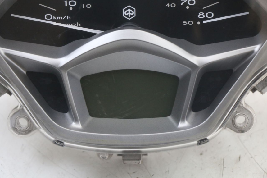 photo de TACHOMETER  PIAGGIO LIBERTY IGET 4T 50 (2021 - 2025)