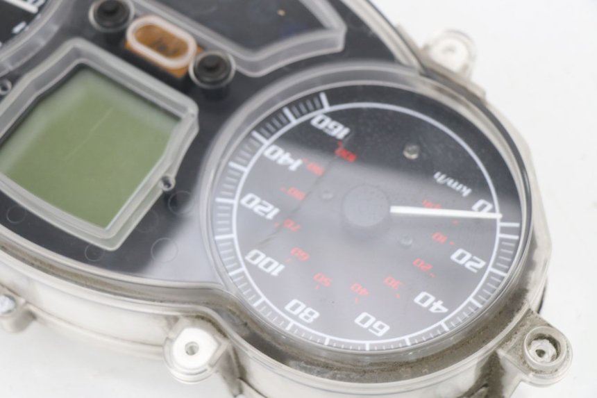 photo de TACHOMETER PIAGGIO MP3 125 (2006 - 2014)