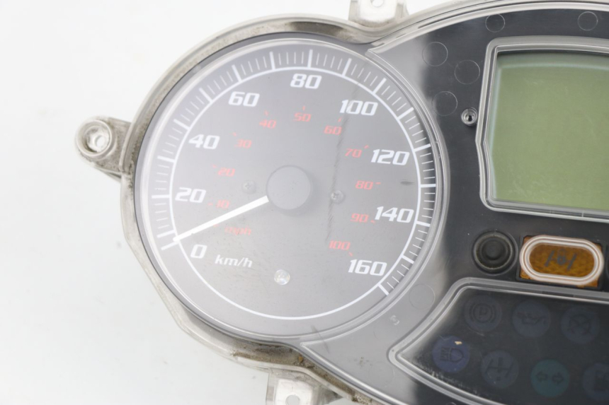 photo de TACHOMETER PIAGGIO MP3 125 (2006 - 2014)