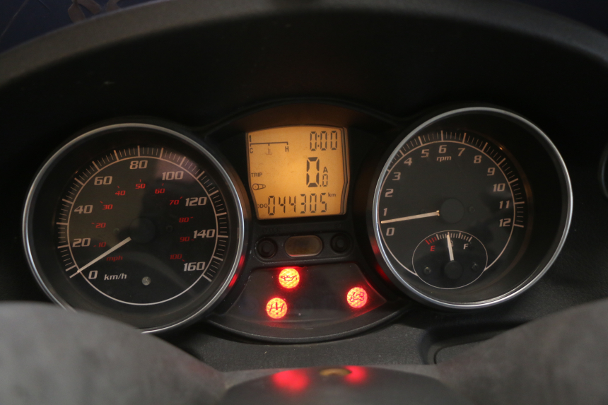 photo de TACHOMETER PIAGGIO MP3 125 (2006 - 2014)