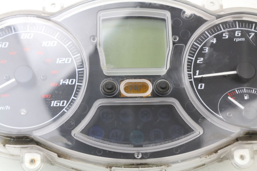 photo de TACHOMETER PIAGGIO MP3 125 (2006 - 2014)