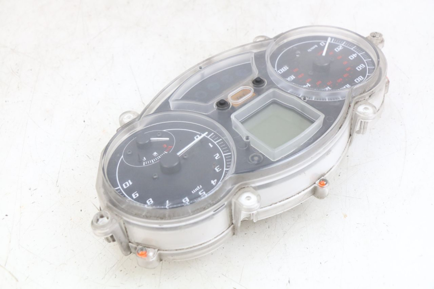 photo de TACHOMETER PIAGGIO MP3 LT 400 (2007 - 2012)