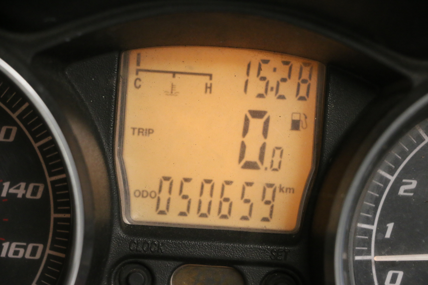 photo de TACHOMETER PIAGGIO MP3 LT 400 (2007 - 2012)