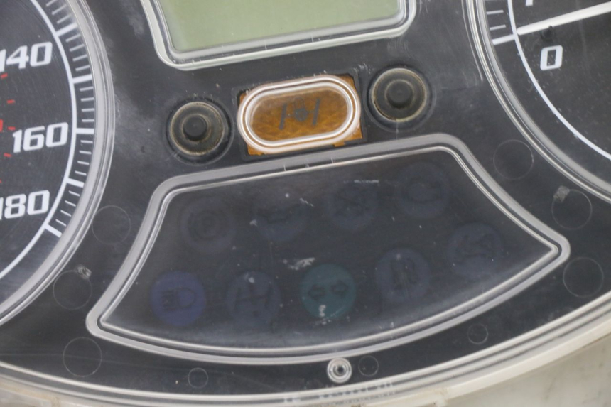 photo de TACHOMETER PIAGGIO MP3 LT 400 (2007 - 2012)