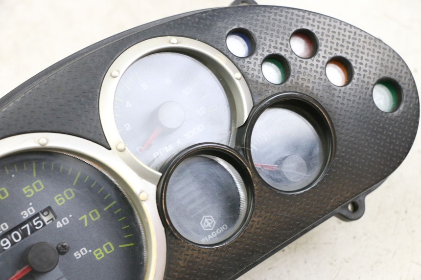 photo de TACHOMETER  PIAGGIO TYPHOON 50 (2000 - 2009)