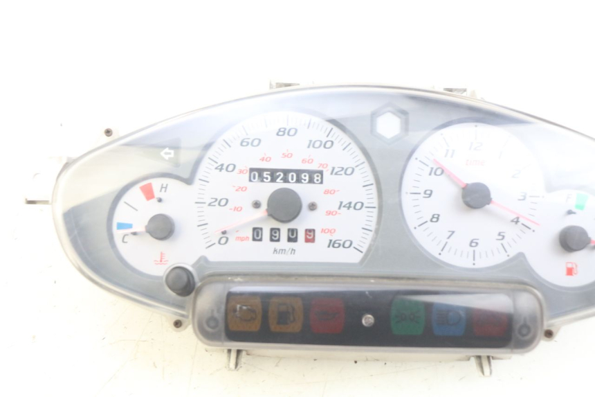 photo de TACHOMETER PIAGGIO X8 125 (2004 - 2007)