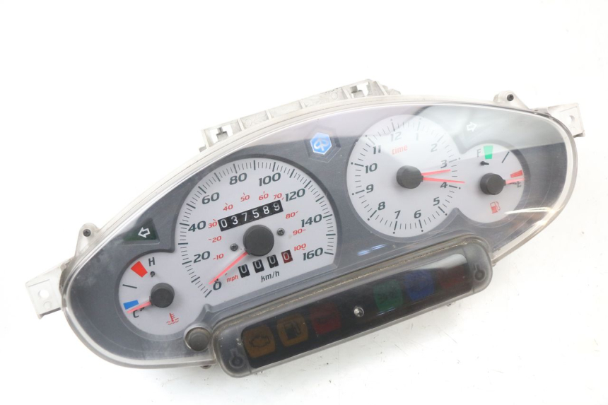 photo de TACHOMETER PIAGGIO X8 125 (2004 - 2007)