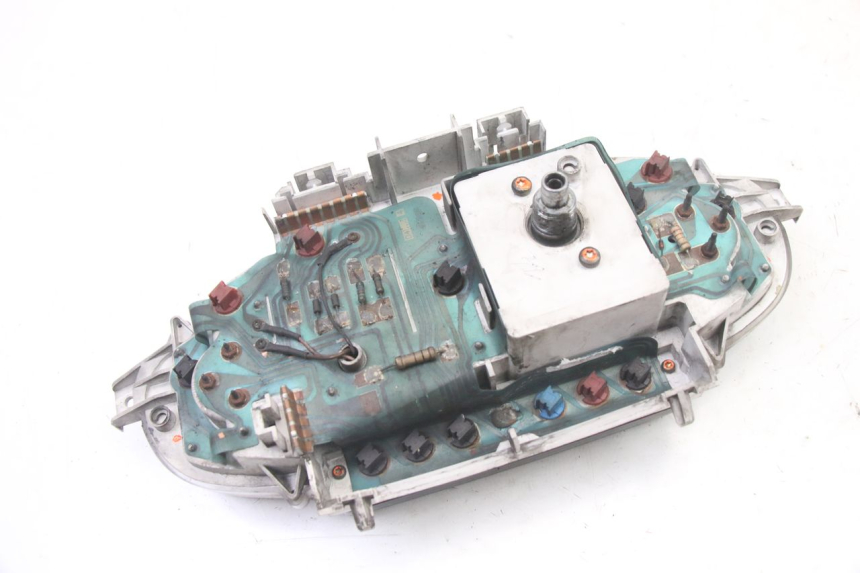 photo de TACHOMETER PIAGGIO X8 125 (2004 - 2007)
