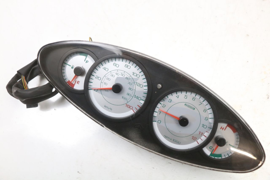 photo de TACHOMETER PIAGGIO X9 125 (2000 - 2003)