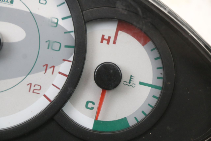 photo de TACHOMETER PIAGGIO X9 125 (2000 - 2003)