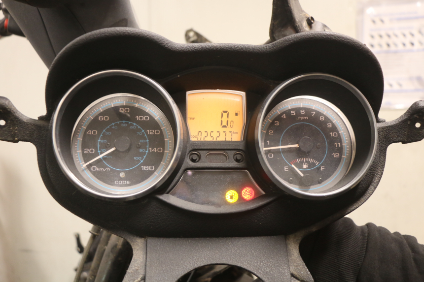 photo de TACHOMETER PIAGGIO XEVO - X EVO 125 (2007 - 2016)