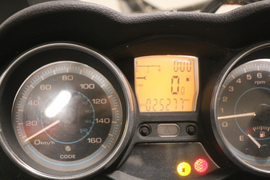 photo de TACHOMETER PIAGGIO XEVO - X EVO 125 (2007 - 2016)