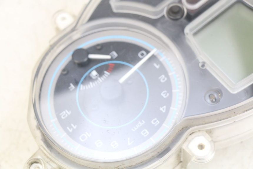 photo de TACHOMETER PIAGGIO XEVO - X EVO 125 (2007 - 2016)