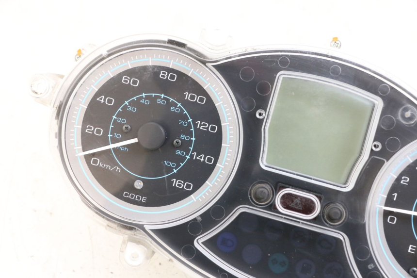 photo de TACHOMETER PIAGGIO XEVO - X EVO 125 (2007 - 2016)