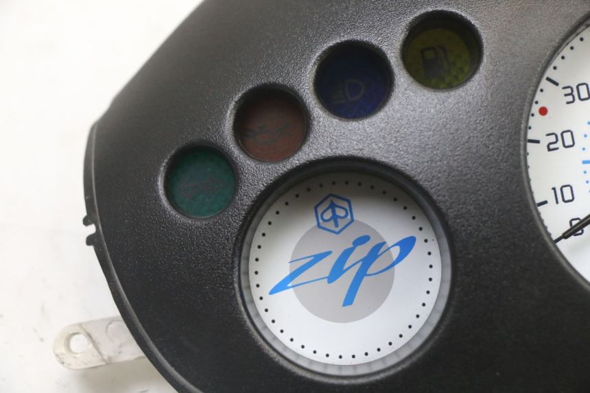 photo de TACHOMETER PIAGGIO ZIP 2T 50 (2009 - 2019)