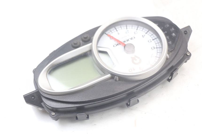 photo de TACHOMETER QUADRO 3D S 350 (2013 - 2018)