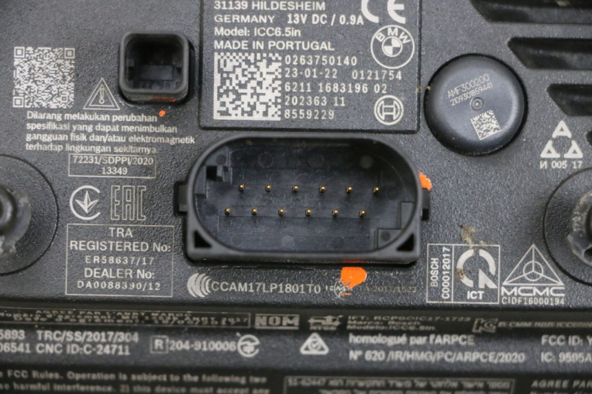 photo de TACHOMETER  BMW R GS 1250 (2021 - 2024) - Details der Befestigungspunkte