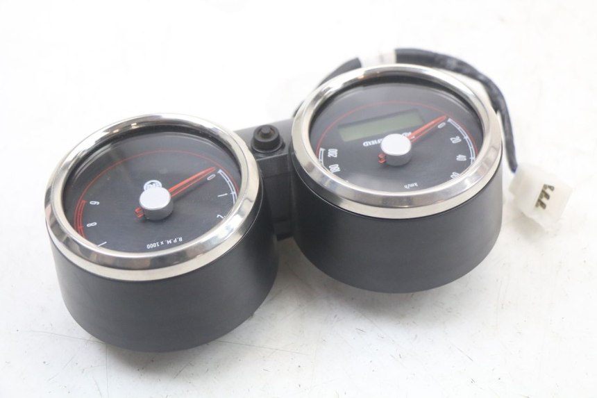 photo de TACHOMETER  ROYAL ENFIELD CONTINENTAL GT 650 (2019 - 2024)