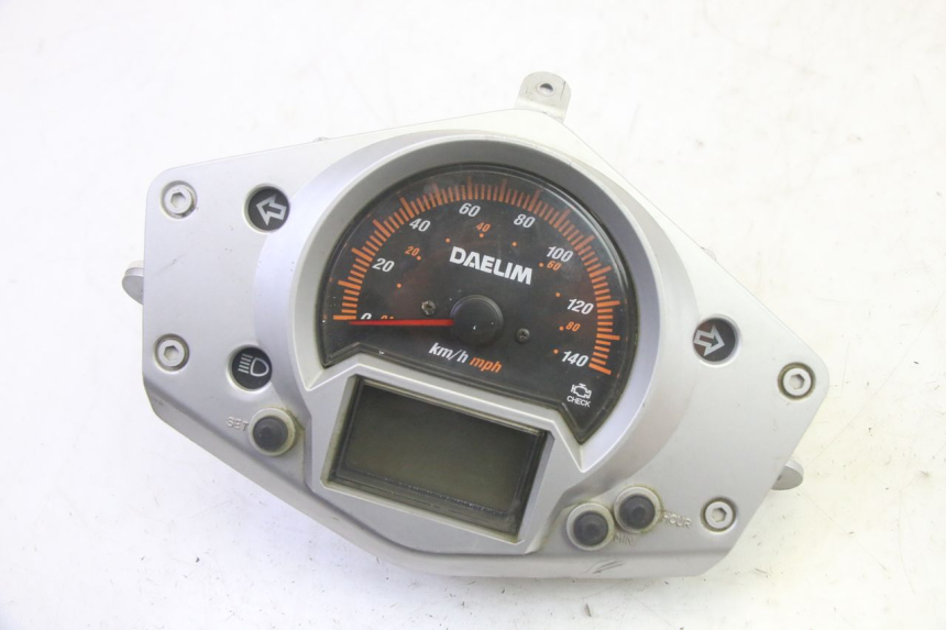 photo de TACHOMETER  DAELIM S1 125 (2007 - 2016) - Hauptansicht