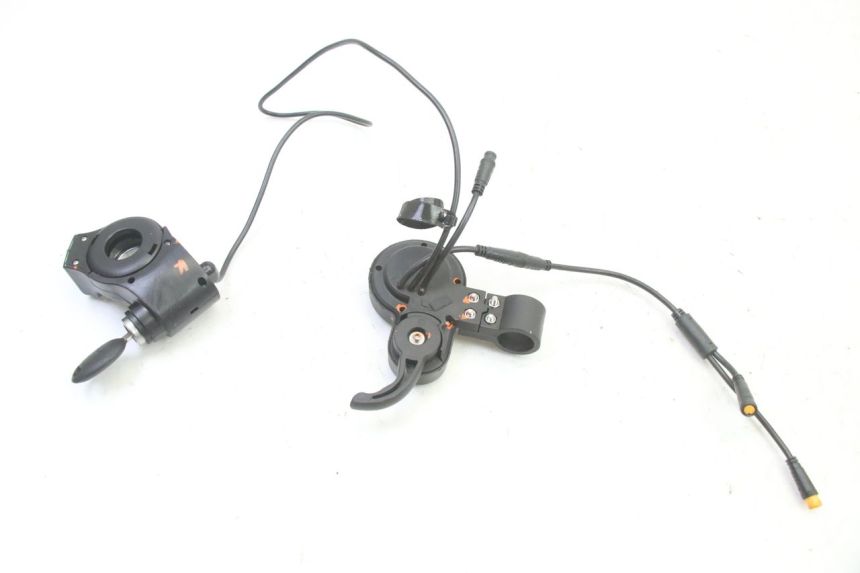 photo de TACHOMETER  HERO S10 1