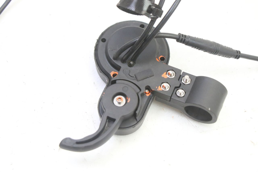 photo de TACHOMETER  HERO S10 1