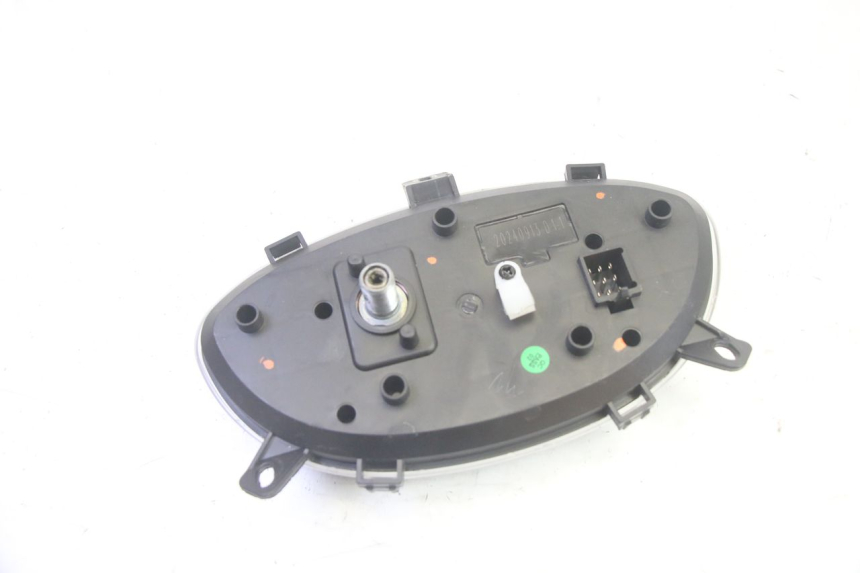 photo de TACHOMETER  JM MOTORS SANTANA EVO 50 (2024 - 2026) - Details der Befestigungspunkte