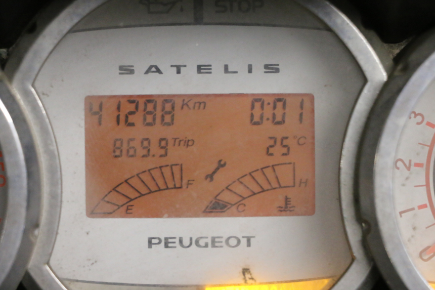 photo de TACHOMETER PEUGEOT SATELIS COMPRESSOR K15 125 (2006 - 2009)