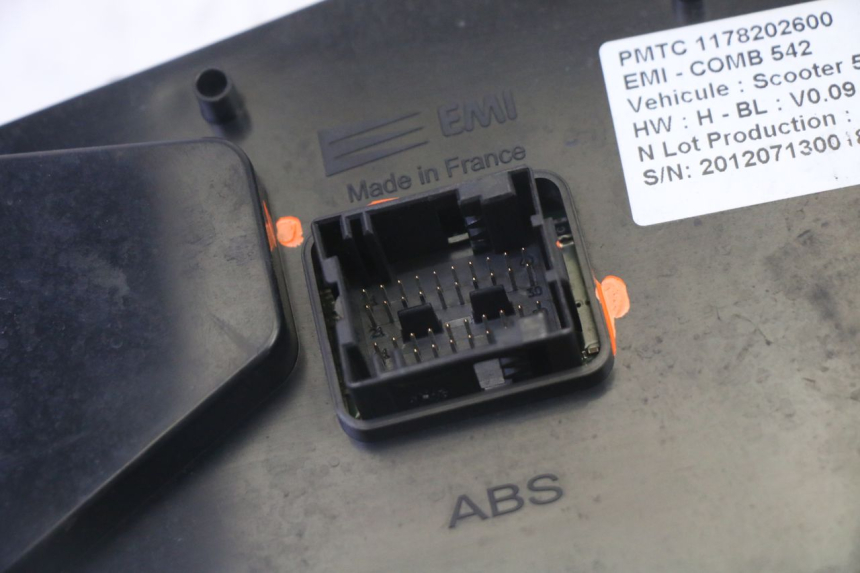 photo de TACHOMETER PEUGEOT SATELIS 125 (2010 - 2012)