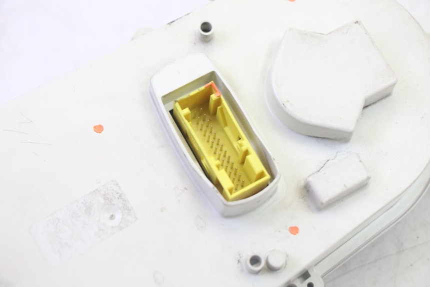 photo de TACHOMETER PEUGEOT SATELIS 125 (2006 - 2009)