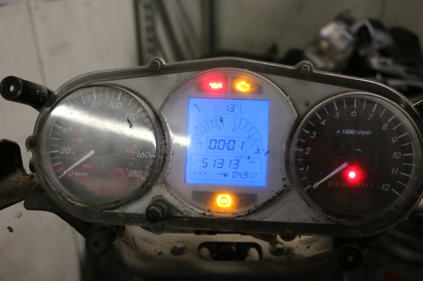 photo de TACHOMETER  PEUGEOT SATELIS 125 (2013 - 2018)