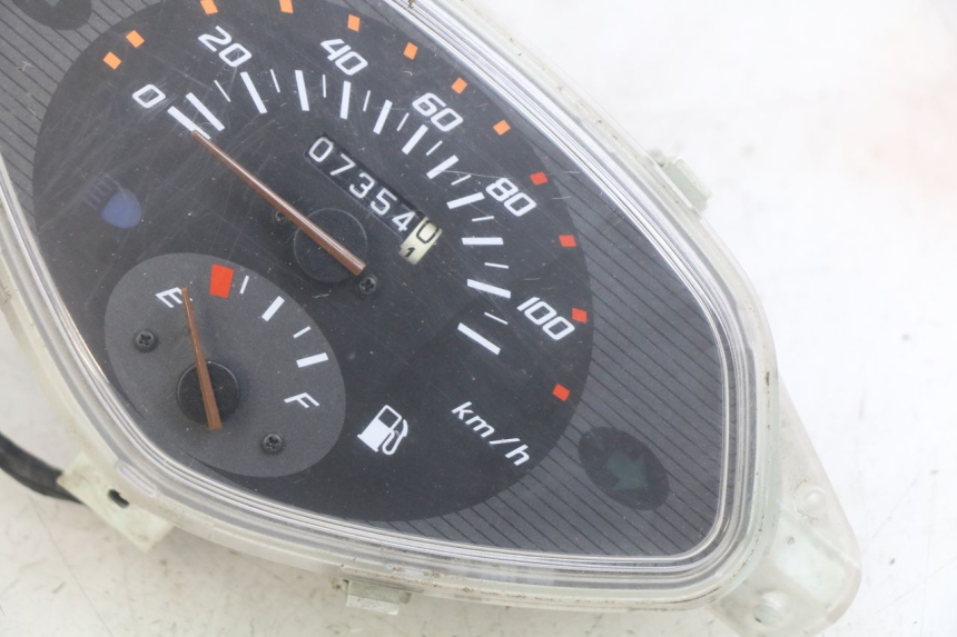 photo de TACHOMETER HONDA SCV LEAD 100 (2003 - 2007)