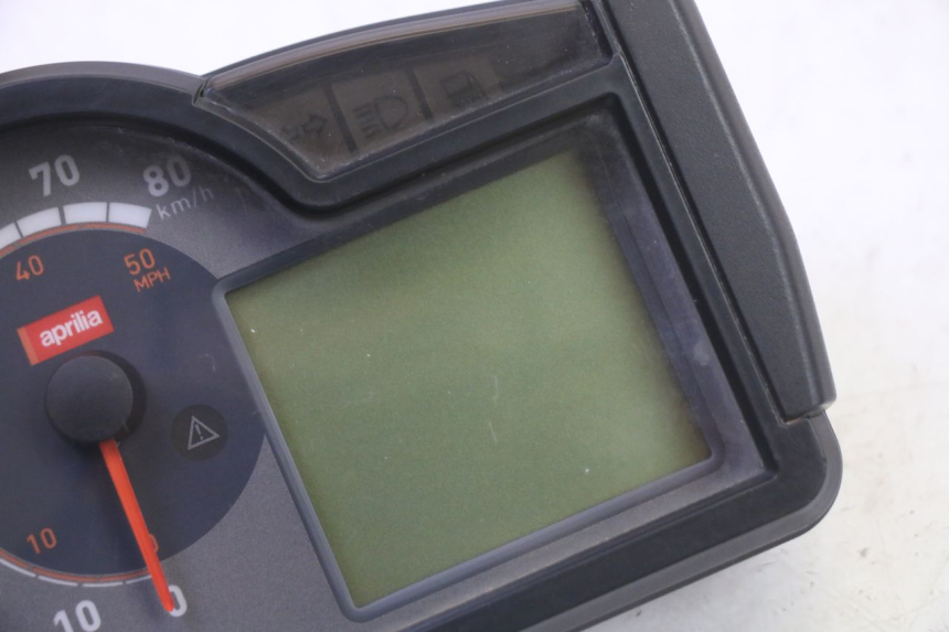 photo de TACHOMETER  APRILIA SR R 2T LC 50 (2018 - 2021)