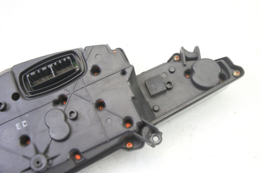 photo de TACHOMETER  HONDA ST PAN EUROPEAN 1300 (2002 - 2013)