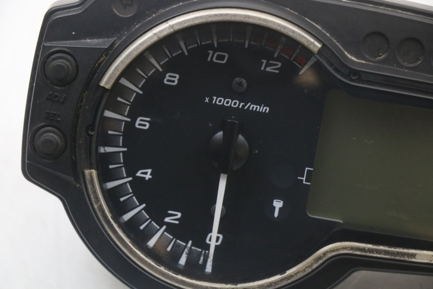 photo de TACHOMETER  SUZUKI GSR 750 (2011 - 2017)