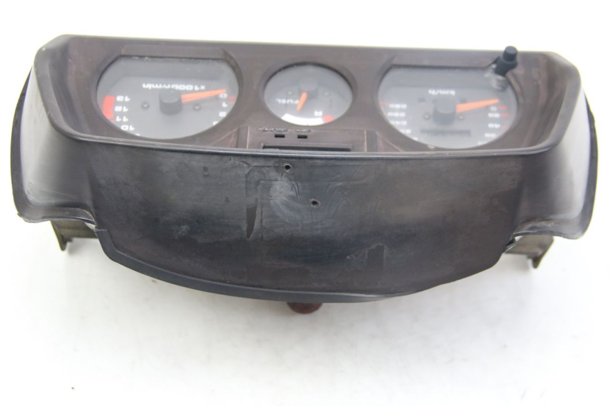 photo de TACHOMETER SUZUKI GSX-F GSX  F 1100 (1988 - 1994)
