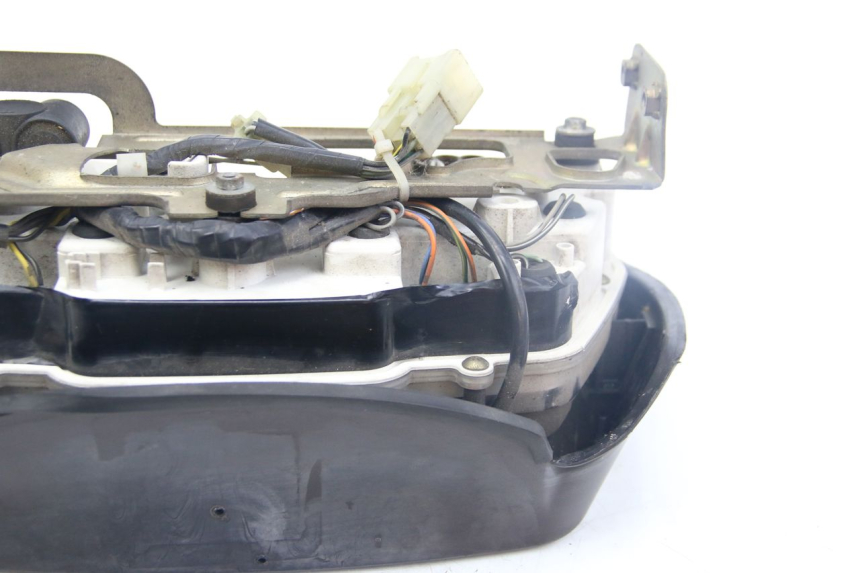 photo de TACHOMETER SUZUKI GSX-F GSX  F 1100 (1988 - 1994)