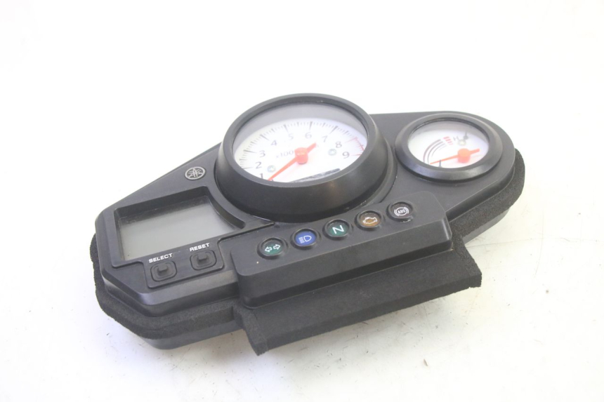 photo de TACHOMETER  YAMAHA TDM ABS 900 (2002 - 2014) - Oberflächenzustand und Material