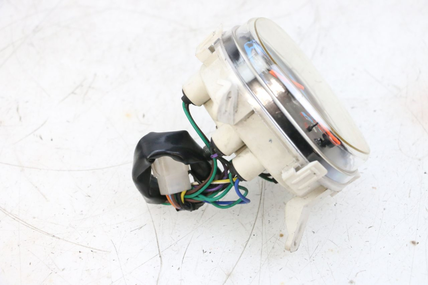 photo de TACHOMETER  NECO TEMPO 4T 50 (2022 - 2026) - Details der Befestigungspunkte