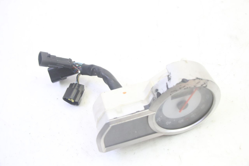 photo de TACHOMETER  KSR TR SM 50 (2015 - 2018) - Oberflächenzustand und Material