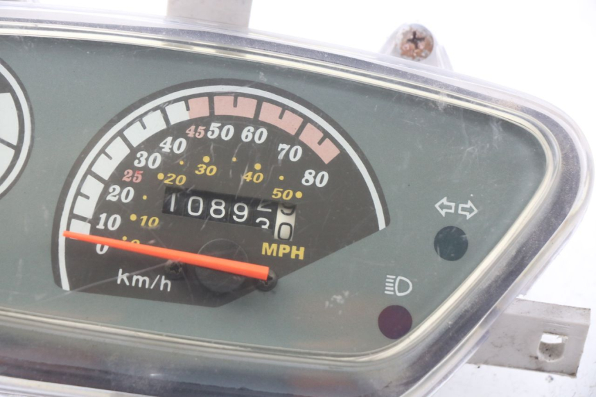 photo de TACHOMETER  BAOTIAN TRAVEL SPIRIT 50 (2010 - 2012)