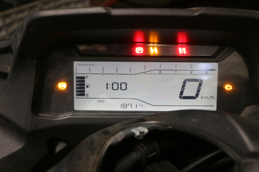 photo de TACHOMETER  YAMAHA TRICITY 300 (2020 - 2024) - Detailansicht des Bauteils