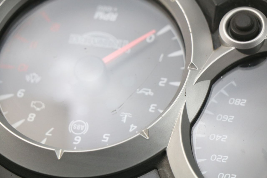 photo de TACHOMETER  TRIUMPH SPRINT ST ABS 1050 (2005 - 2007)